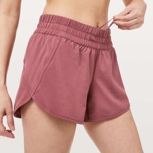 Lululemon Women's Tracker Running Activewear Short V 4" Misty Merlot Size 8